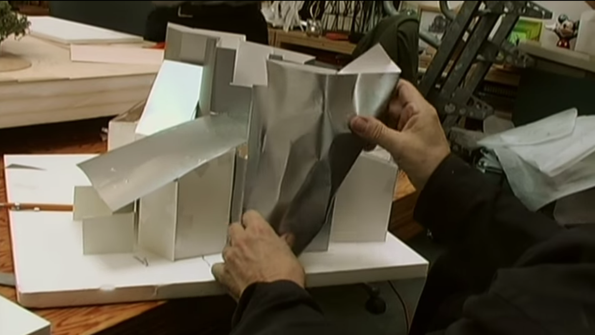 The Software Behind Frank Gehry’s Geometrically Complex 